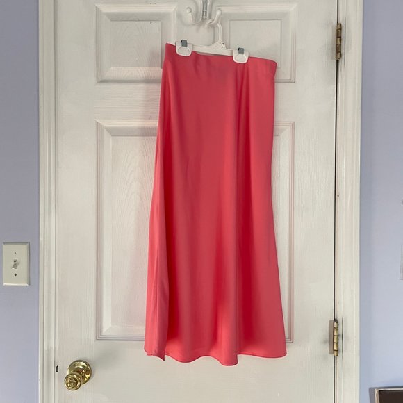 New Look Pink Midi Satin Slip Skirt - Picture 3 of 4